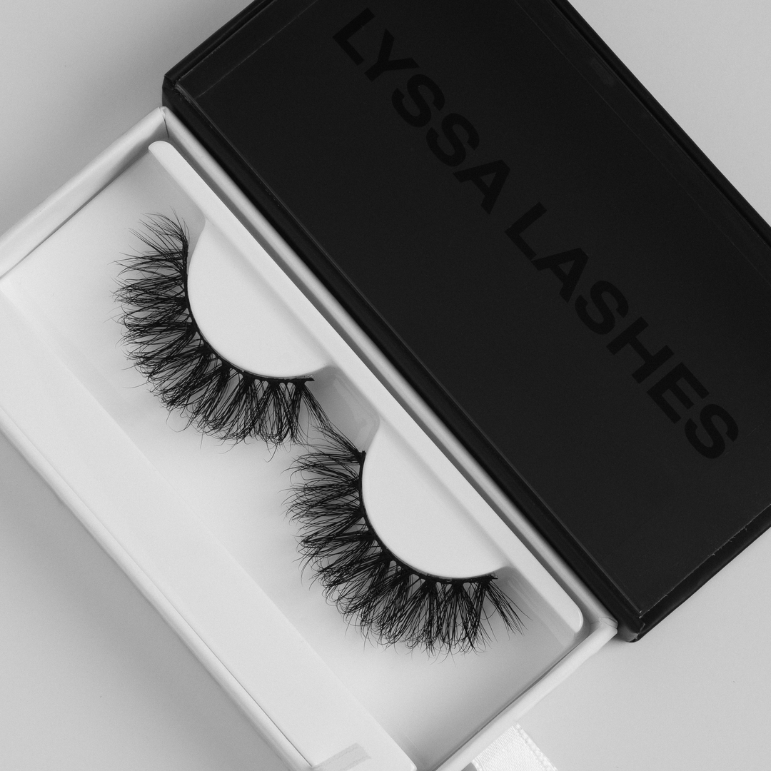 Kelani | 3D Mink Strip Lashes