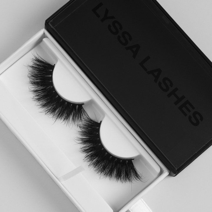 Nina | 3D Mink Strip Lashes